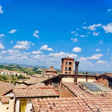 Dimora Con Finestra Sui Tetti Di Siena Apartment Exterior photo