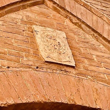 Dimora Con Finestra Sui Tetti Di Siena Apartment Exterior photo
